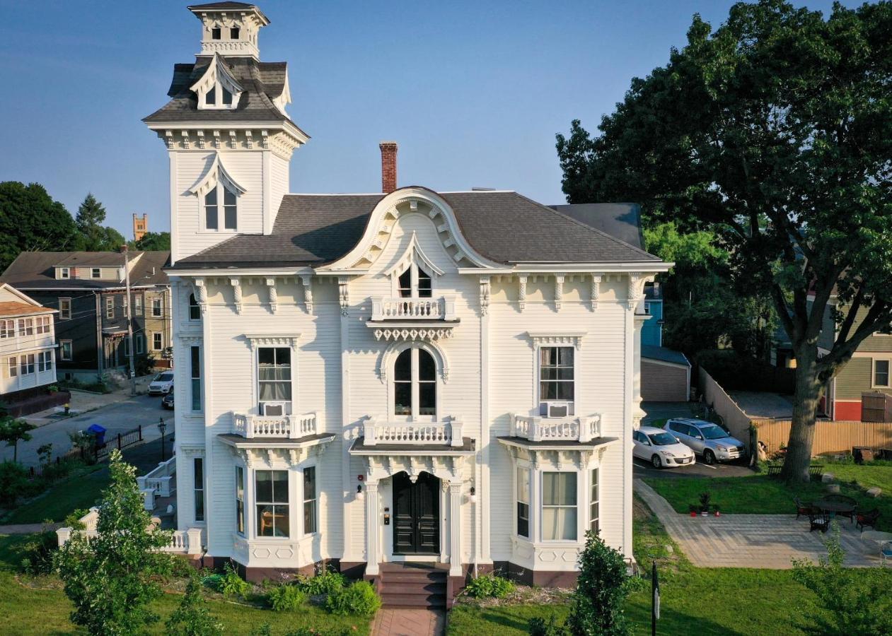 Bed and Breakfast The Wedding Cake House Providence Exteriér fotografie