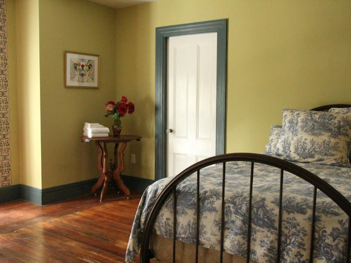 Bed and Breakfast The Wedding Cake House Providence Exteriér fotografie